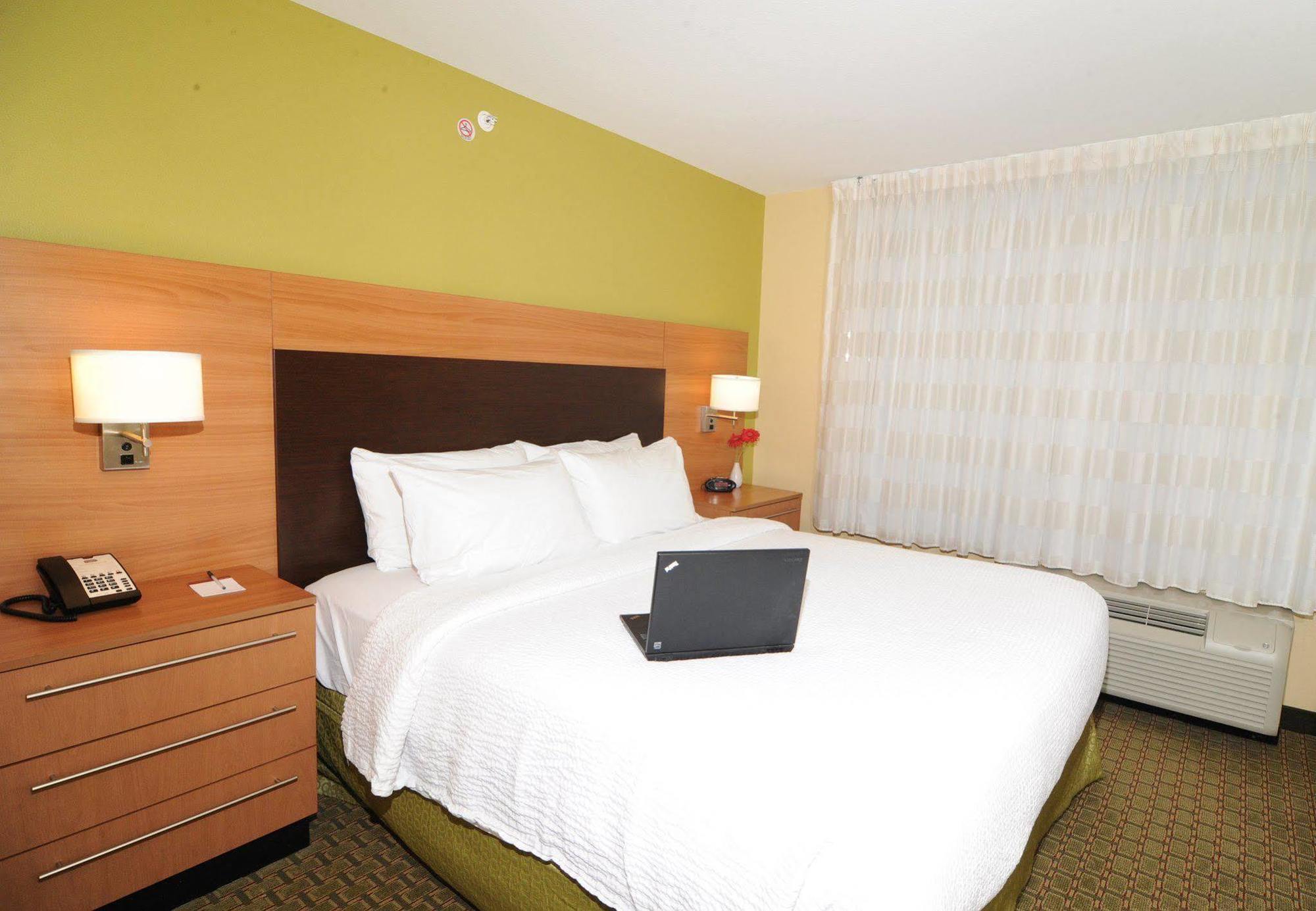 Towneplace Suites By Marriott Monroe Exterior photo